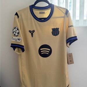 Lamine Yamal FC BARCELONA
25/26 AWAY PLAYER Version KOBE MAMBA DRI-FIT ADV